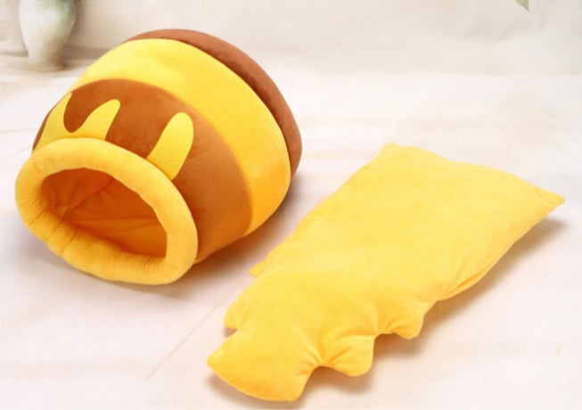 Winnie-the-Pooh Honey Pot Cat Bed with Removable Pillow
